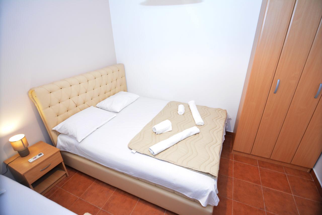 Apartments Jovana Petrovac Exteriér fotografie